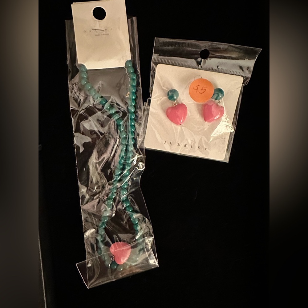 New Petite AKA Pink & Green Hearted Necklace with Matching Earrings 2 pc set